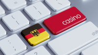 Computer mit deutscher Flagge